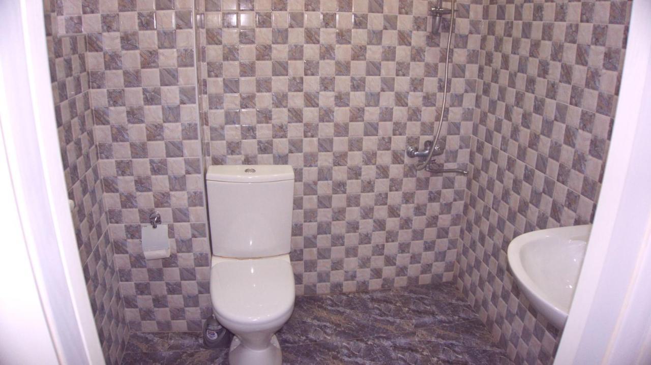 Hotel Elite Lux Tbilisi Esterno foto