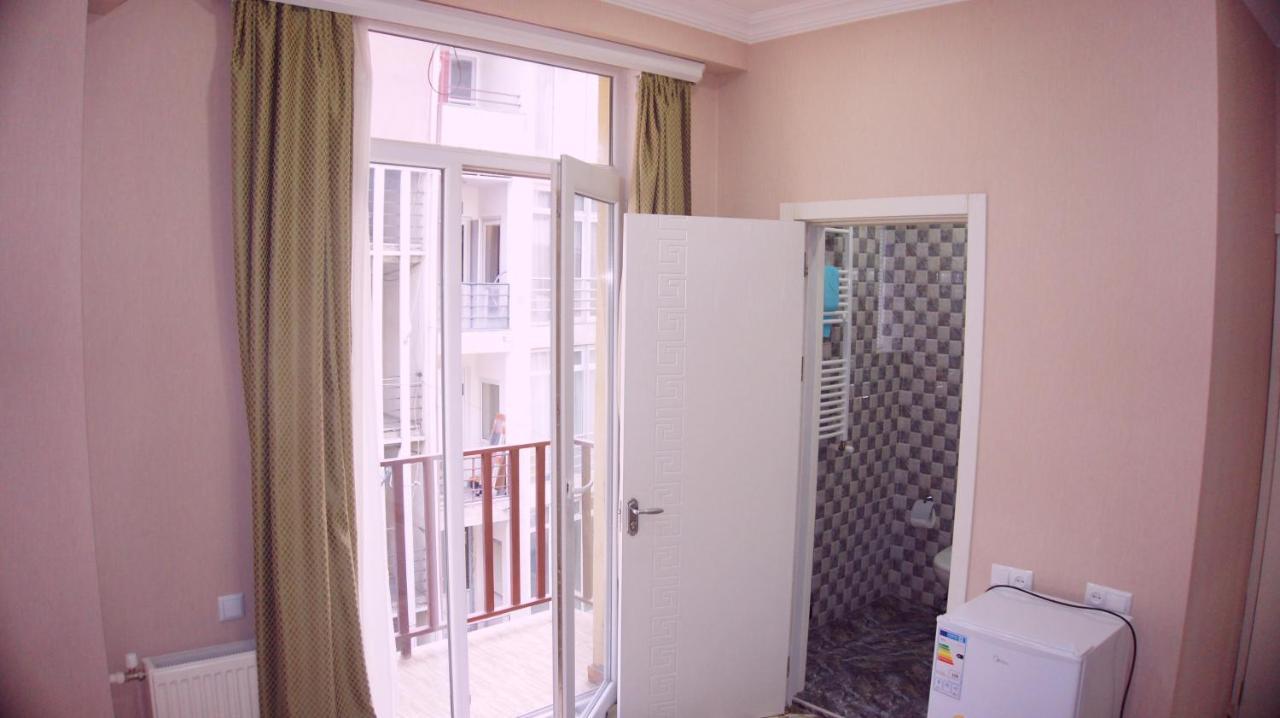Hotel Elite Lux Tbilisi Esterno foto